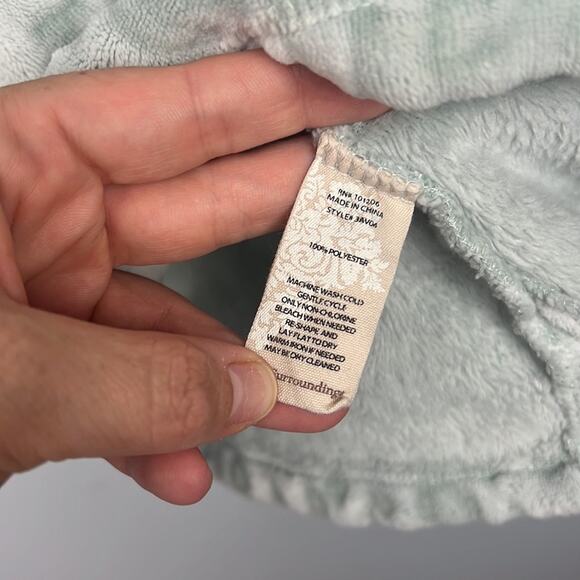 Soft Surroundings Tanzania Leopard Fleece Cowel-Neck Top size medium - Picture 5 of 8